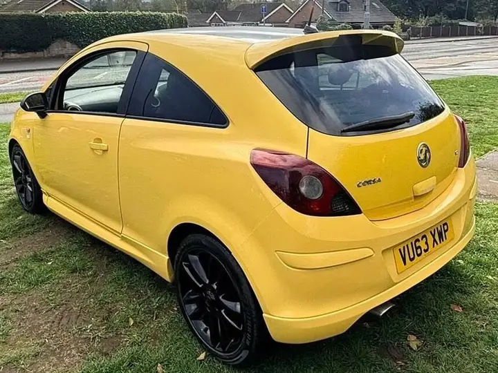 Vauxhall Corsa 2013 photo 5