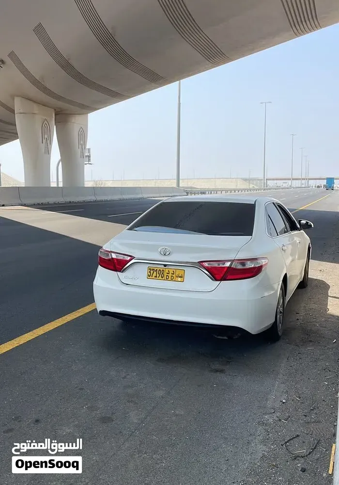 Toyota Camry 2017 photo 2