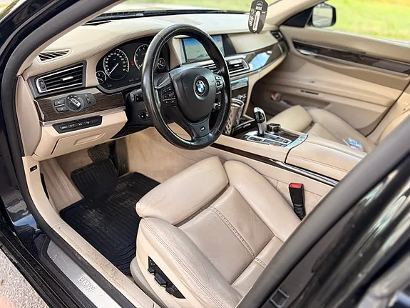 BMW 750I 2009 photo 5