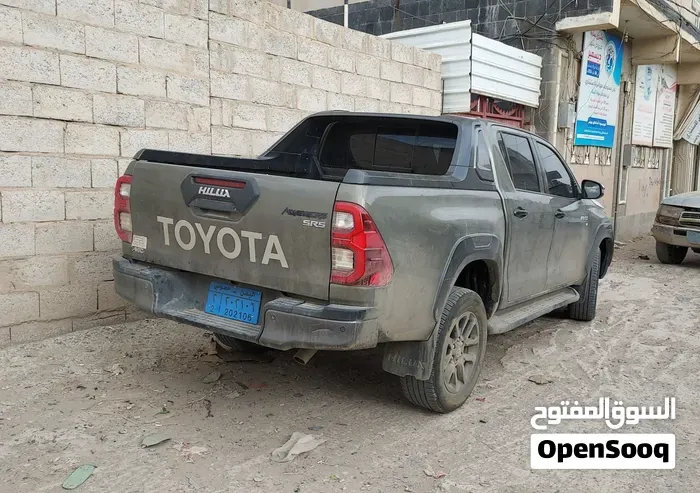 Toyota Hilux 2022 photo 3