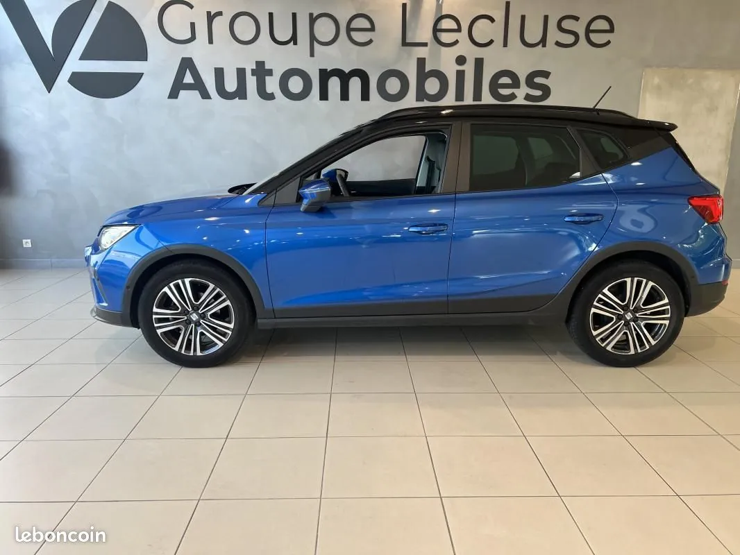Seat Arona 2023 photo 2