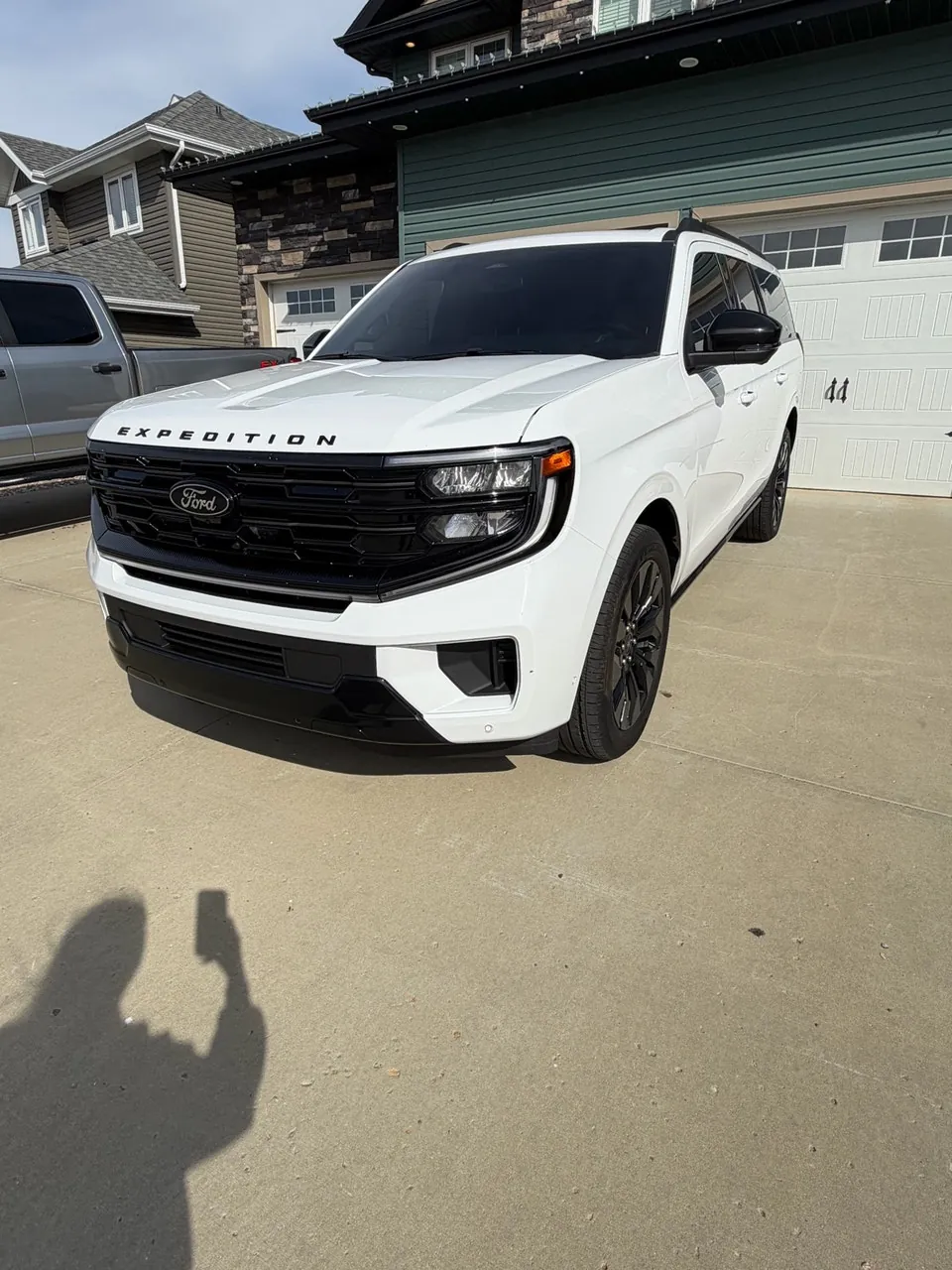 Ford Expedition 2025 photo 2