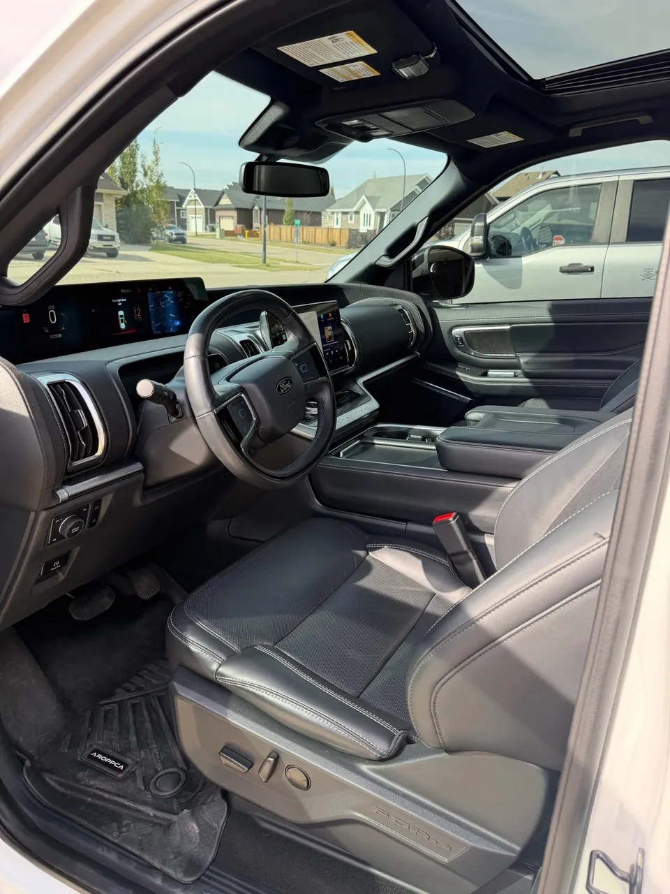 Ford Expedition 2025 photo 4