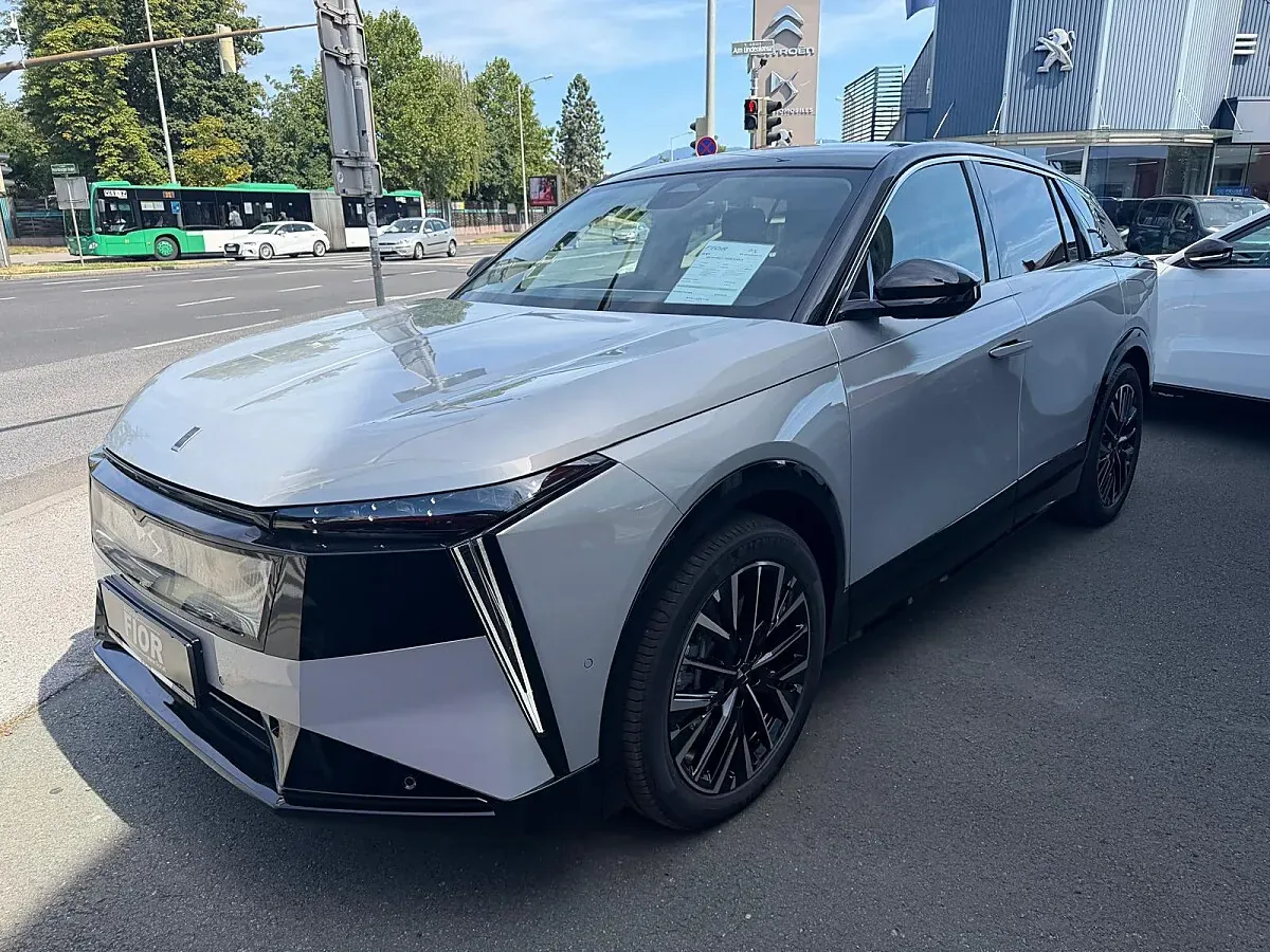 DS Automobiles N7