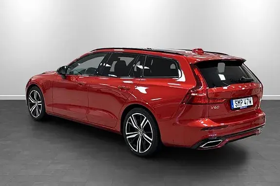 Volvo V60 2022 photo 2