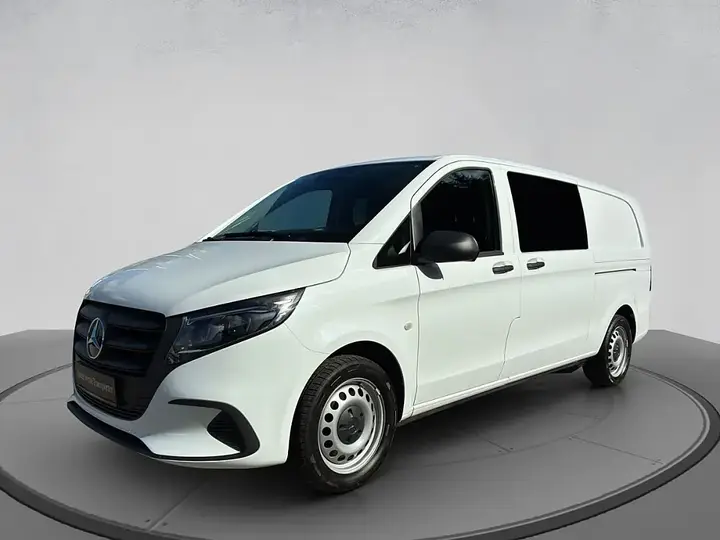 Mercedes-Benz Vito 2026 photo 2