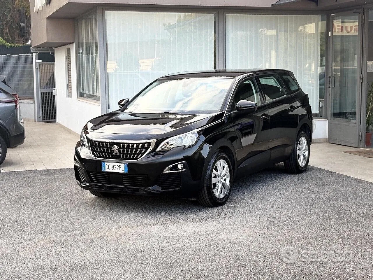Peugeot 5008 2020 photo 3