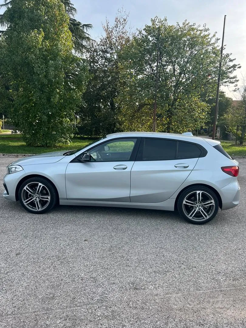 BMW 1 Series 2021 photo 4