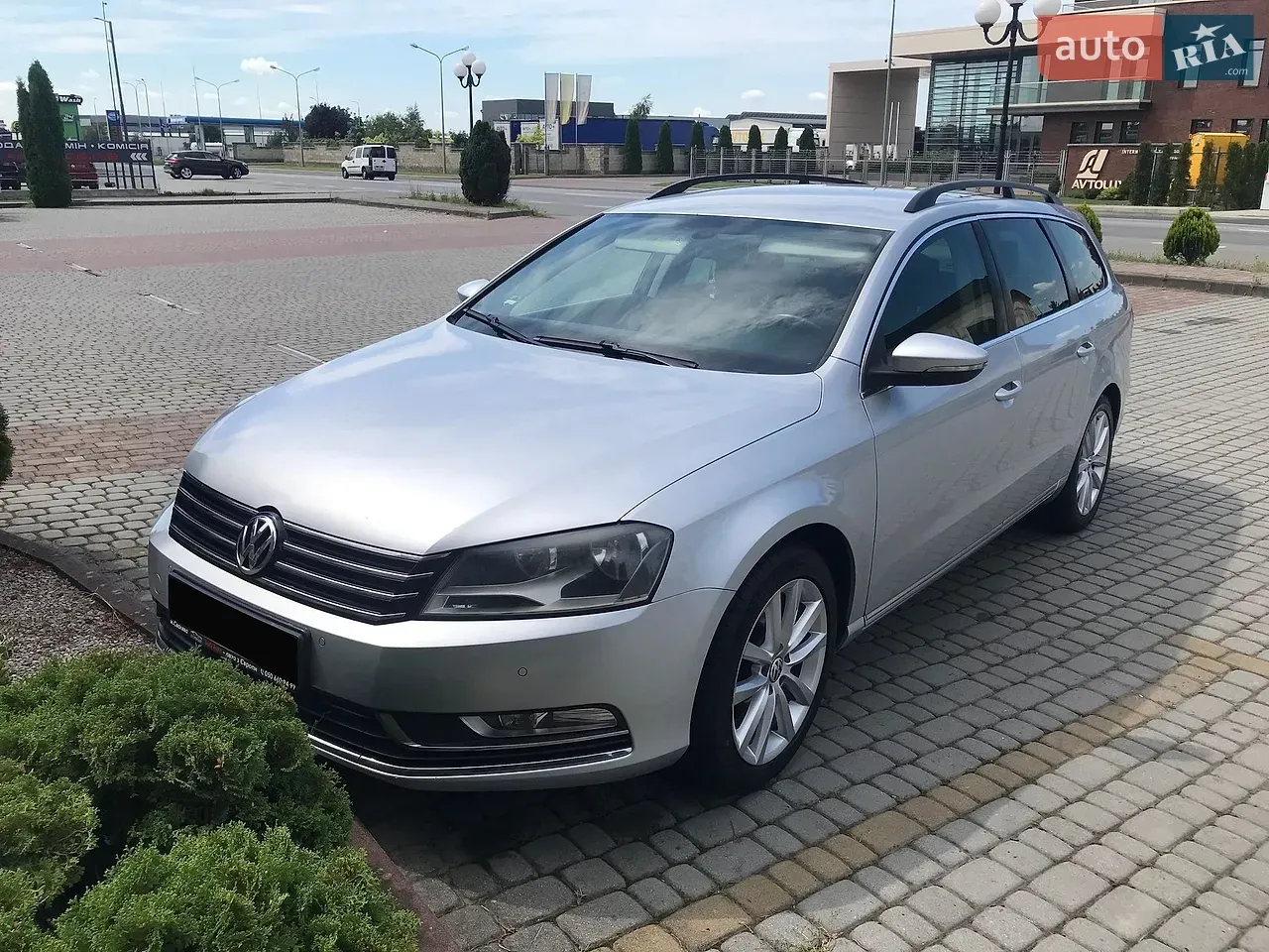 Volkswagen Passat 2011 photo 4
