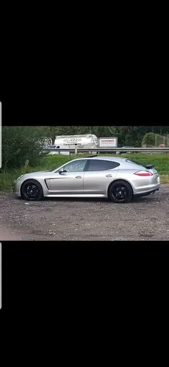 Porsche Panamera 2012 photo 3