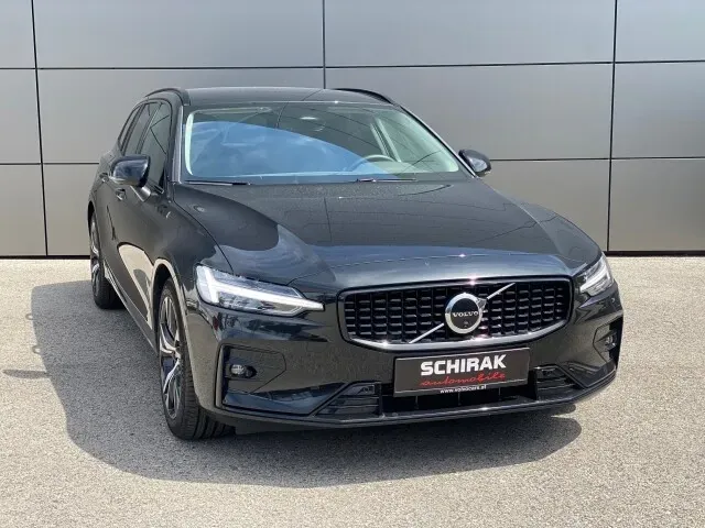 Volvo V60 2025 photo 3