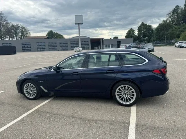 BMW 5Er-Reihe 530E 2023 photo 3