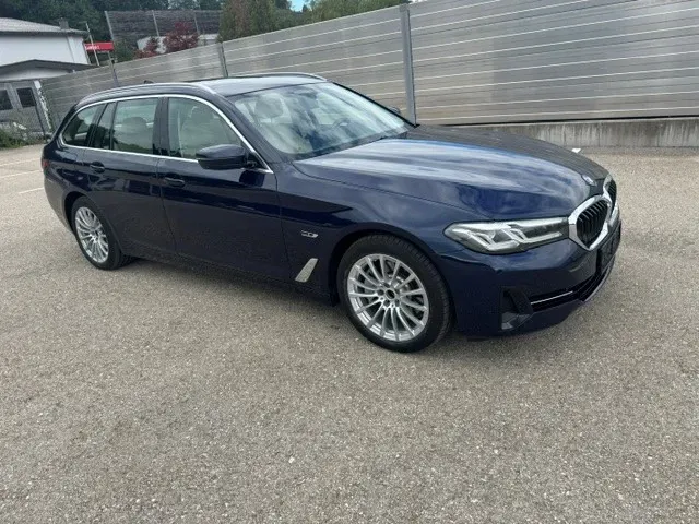 BMW 5Er-Reihe 530E 2023 photo 2
