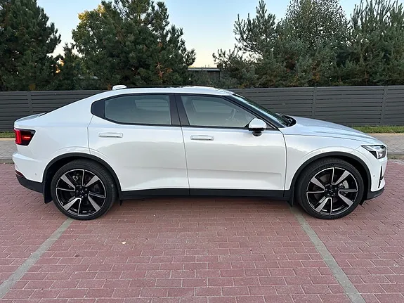 Polestar 2 2022 photo 3