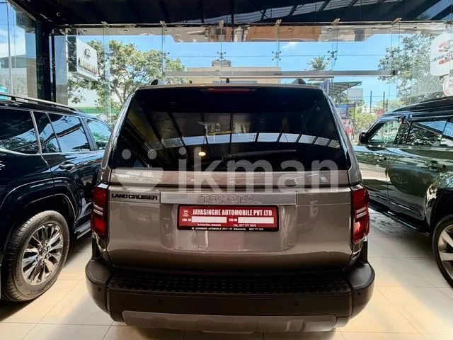 Toyota Land Cruiser Prado 2026 photo 2