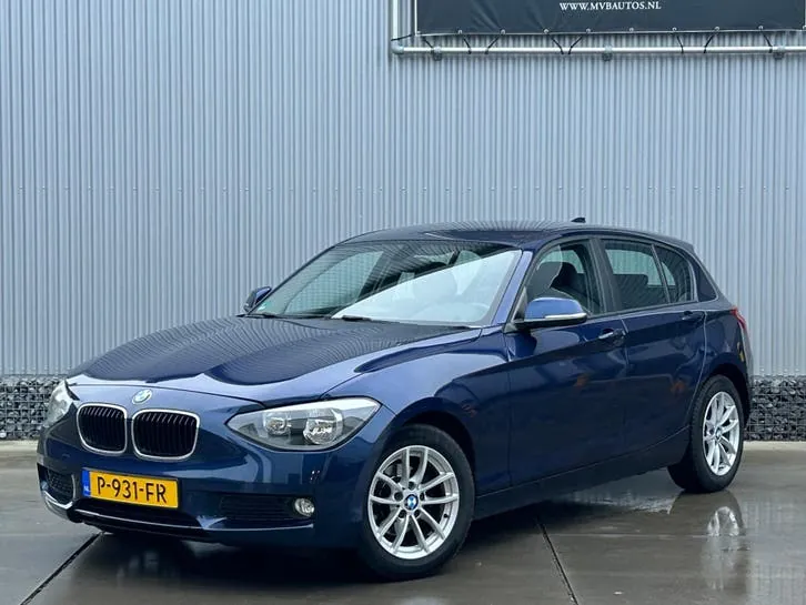 BMW 1 Series 2012 photo 2