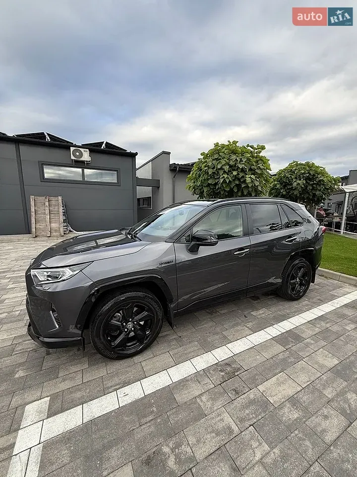 Toyota Rav4 2021 photo 5