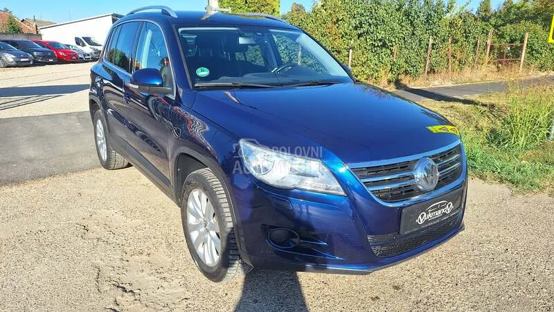 Volkswagen Tiguan 2009 photo 2