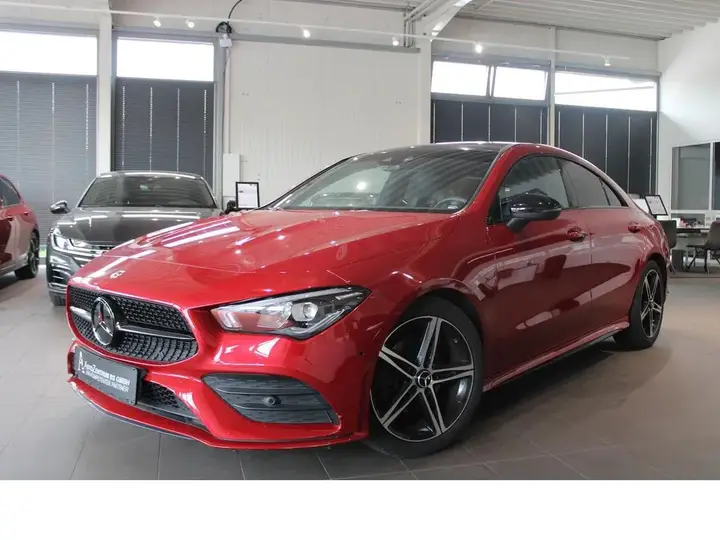 Mercedes-Benz Cla 200 Amg-Line