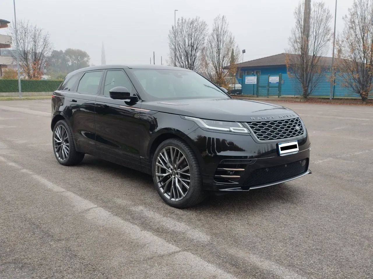 Land Rover Velar 2021 photo 3