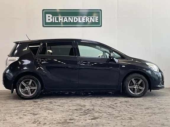 Toyota Verso 2011 photo 3