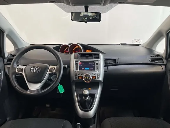 Toyota Verso 2011 photo 5