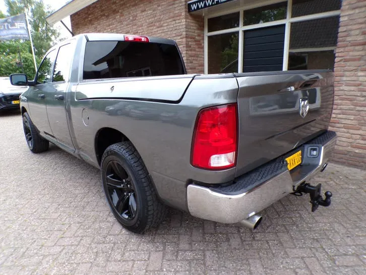 Dodge Ram 1500 2012 photo 3