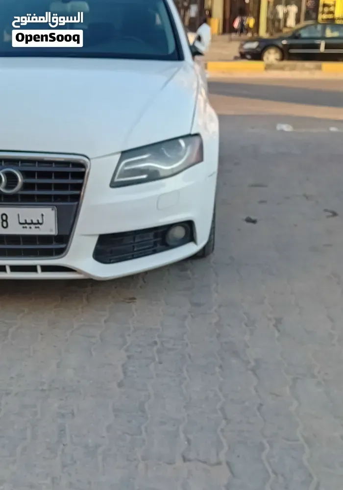 Audi A4 2011 photo 3