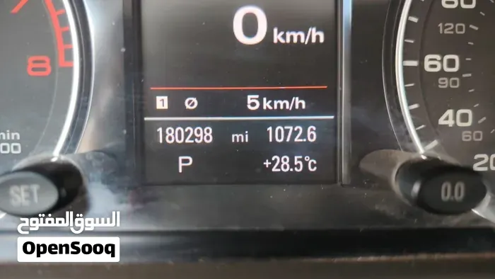 Audi A4 2011 photo 5