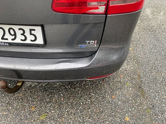 Volkswagen Touran 2011 photo 4