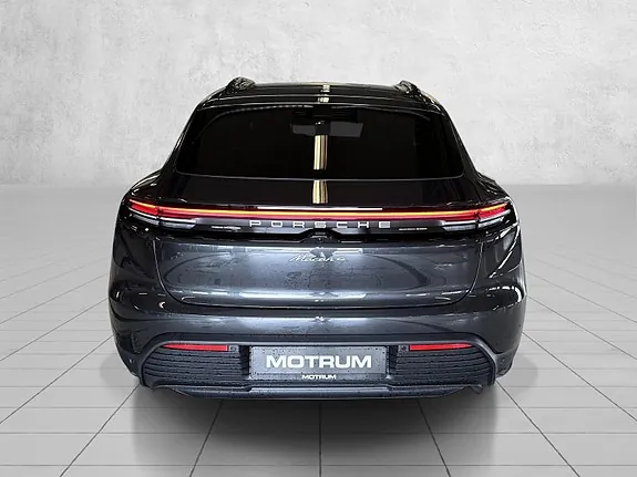 Porsche Macan 4 2026 photo 5
