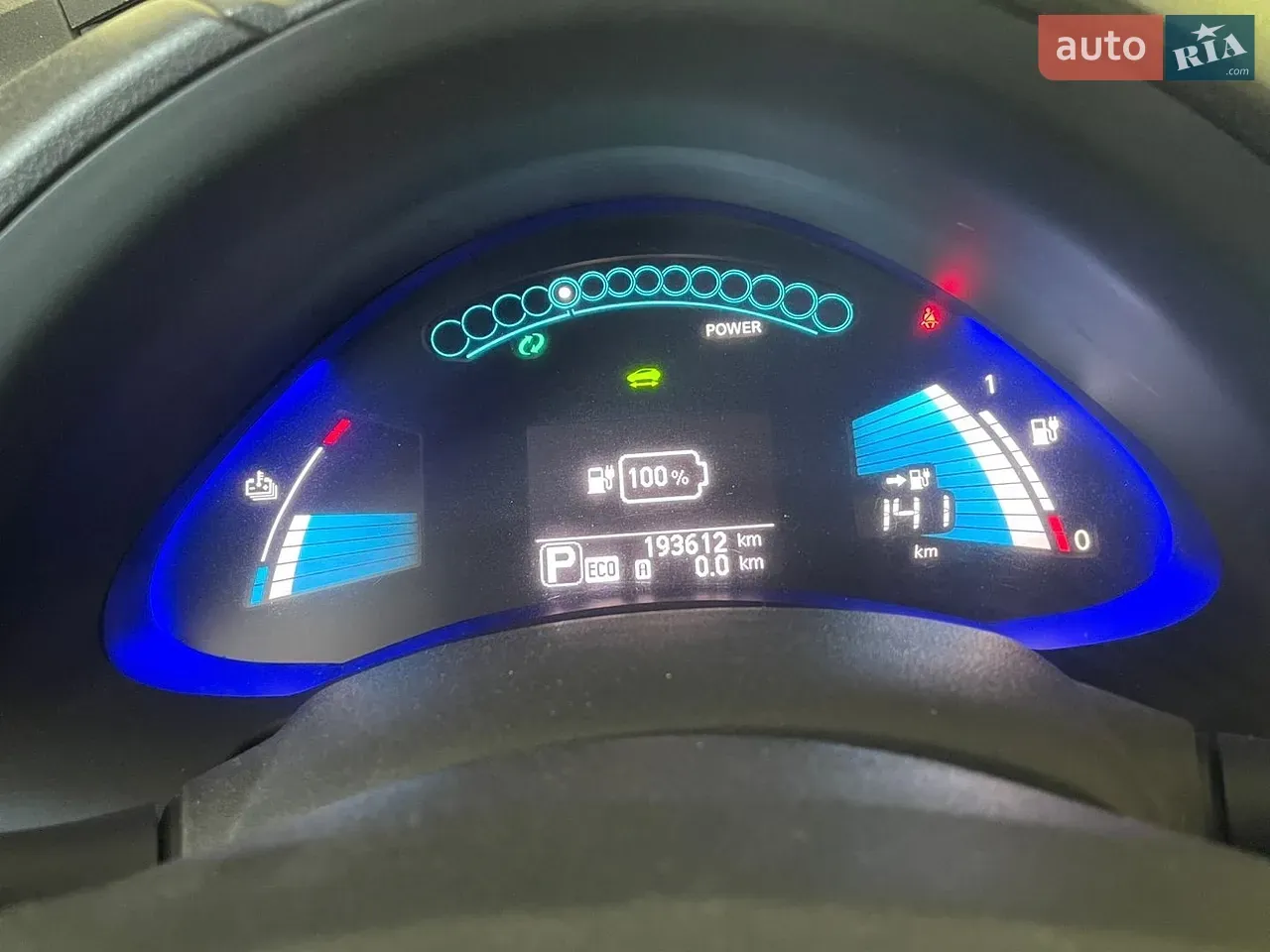 Nissan Leaf 2013 photo 2