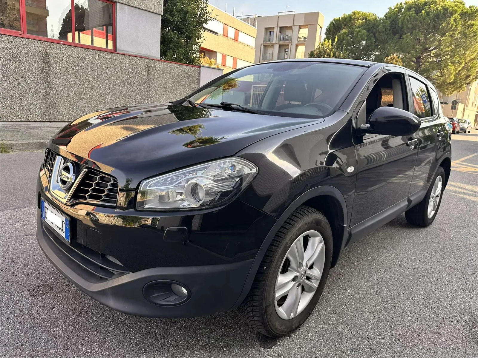 Nissan Qashqai 2012 photo 3