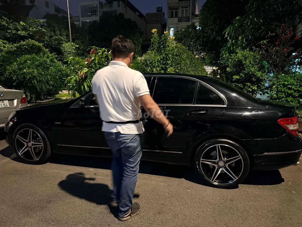 Mercedes-Benz C-Class 2008 photo 3