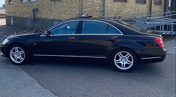 Mercedes-Benz S400 2010 photo 3