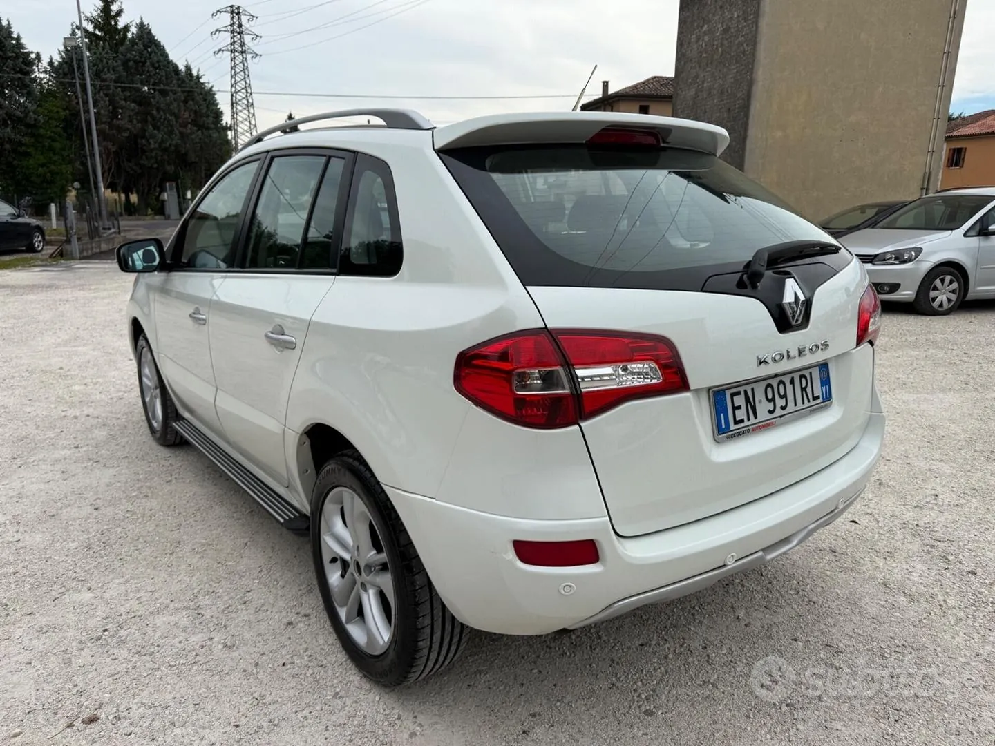 Renault Koleos 2012 photo 2