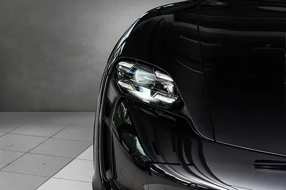 Porsche Taycan Turbo S 2022 photo 5