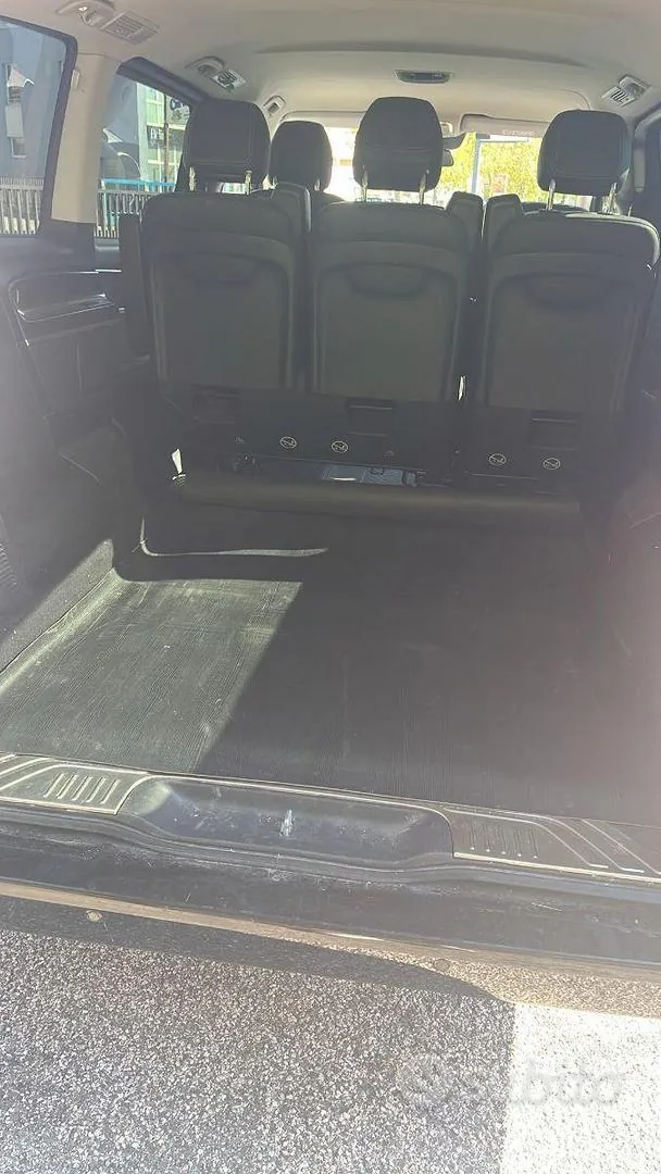 Mercedes-Benz V-Class 2020 photo 5