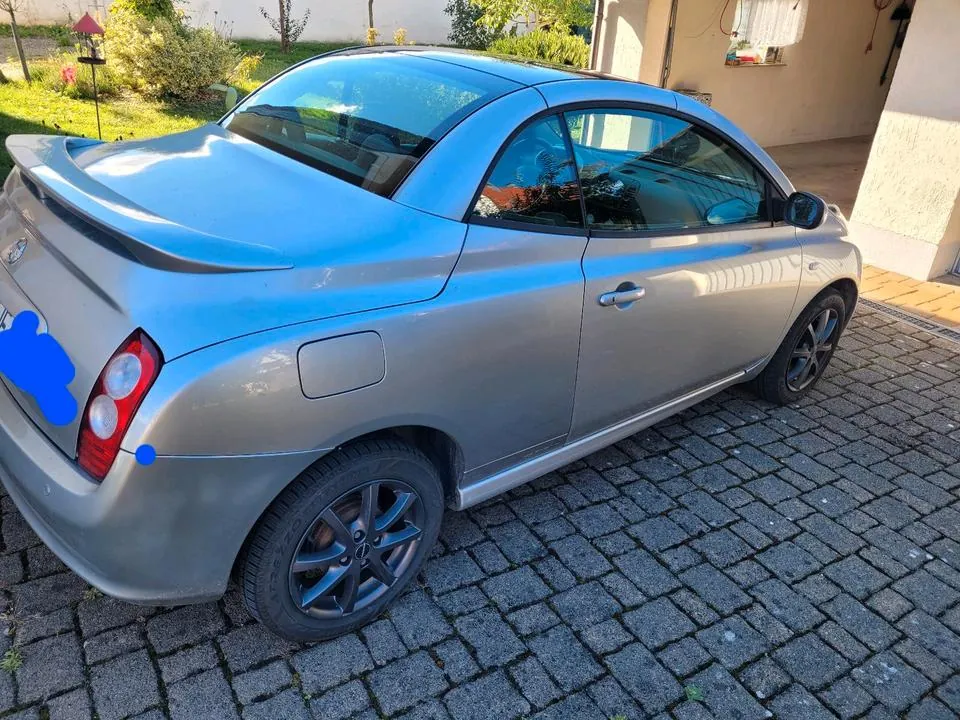 Nissan Micra C+C