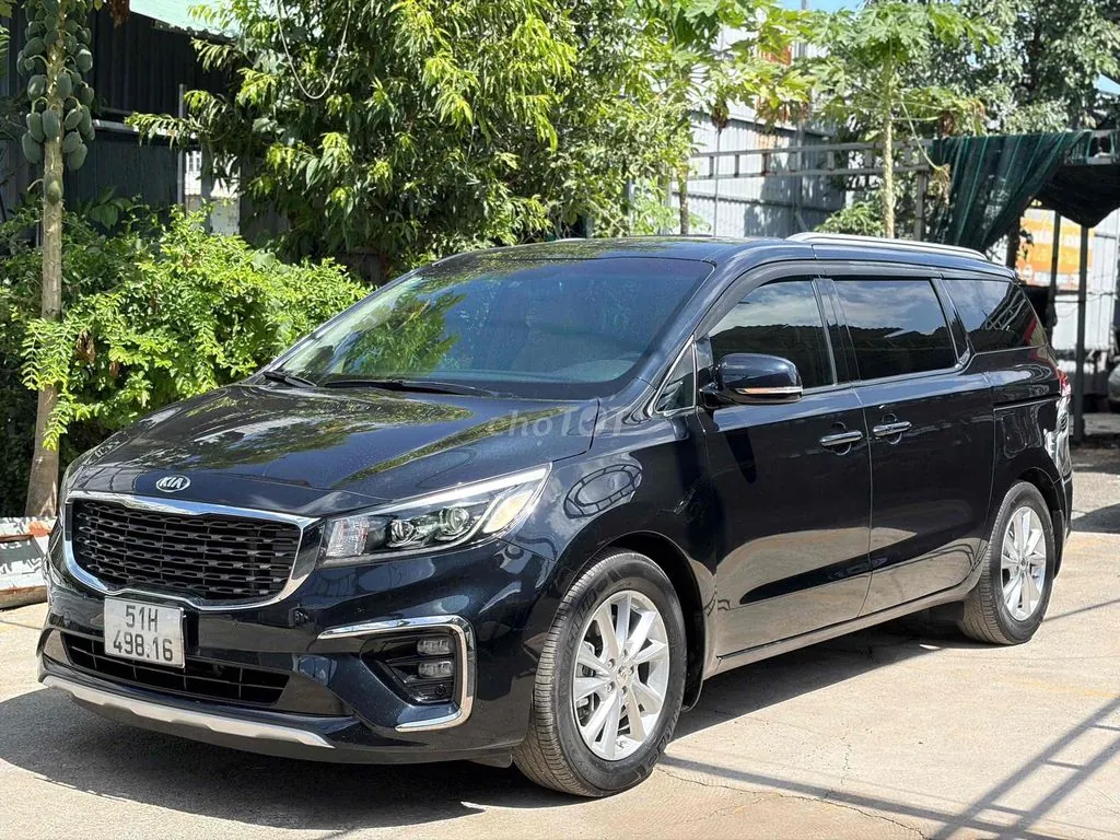 Kia Sedona 2020 photo 2