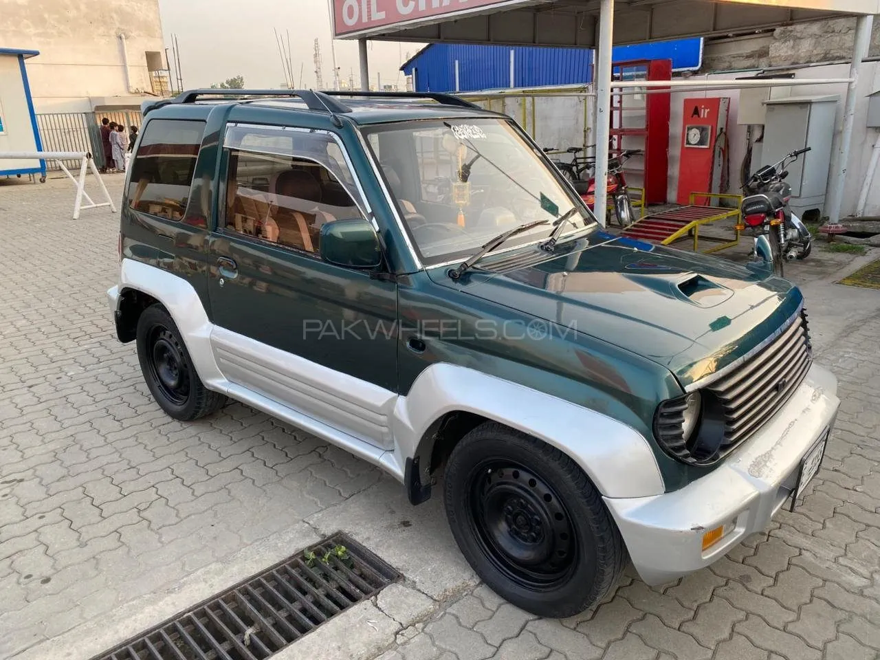 Mitsubishi Pajero Mini