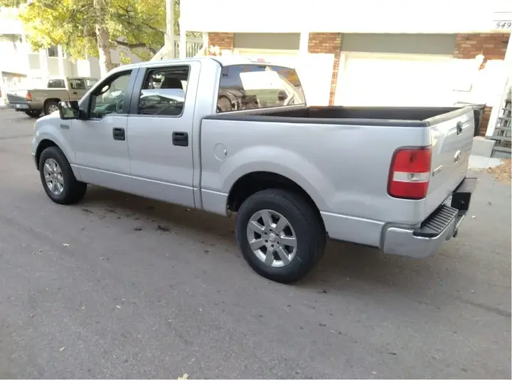 Ford F-150 2006 photo 2