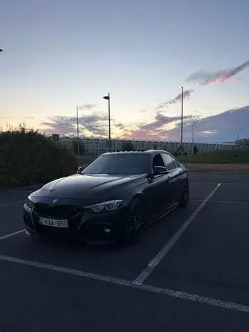 BMW 330E