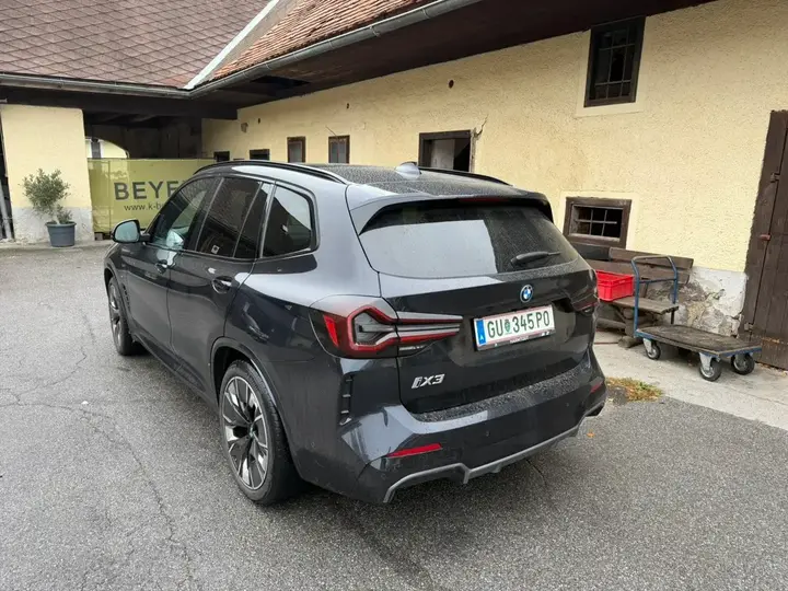 BMW Ix3 2023 photo 3