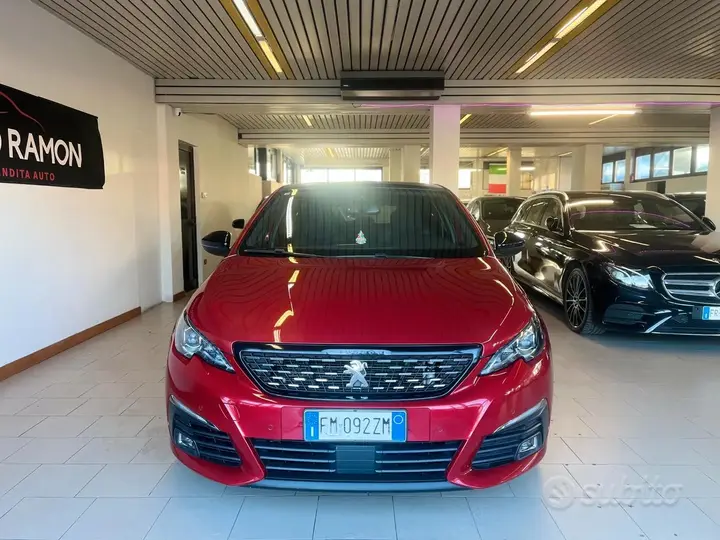Peugeot 308 2018 photo 2