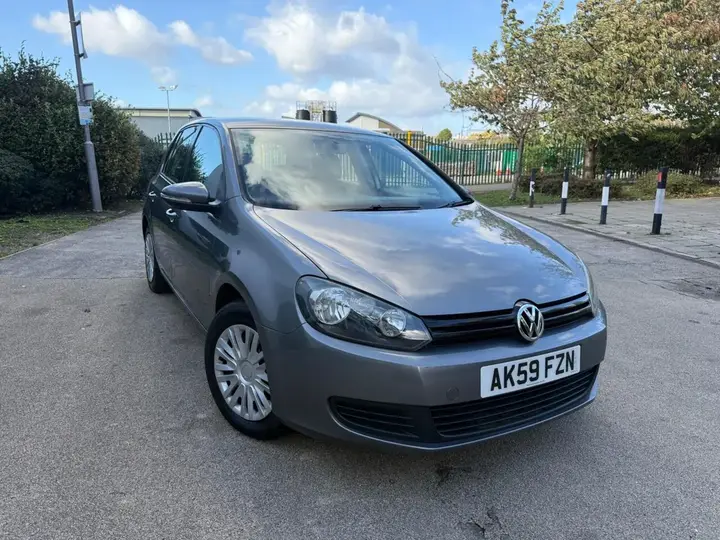 Volkswagen Golf 2009 photo 2