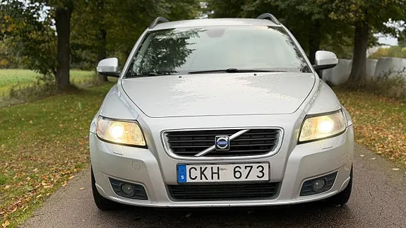 Volvo V50 2010 photo 5