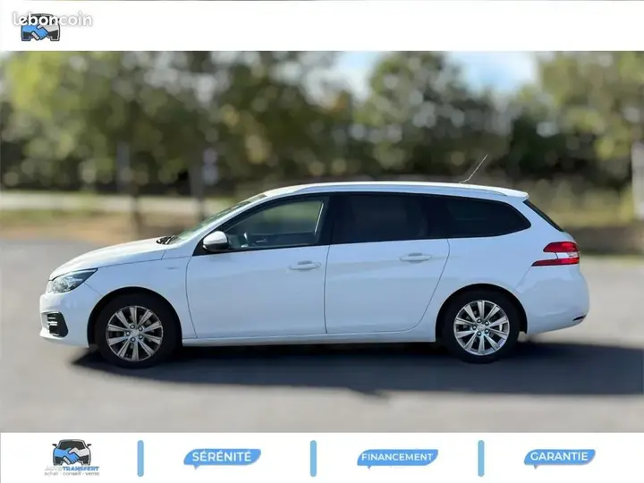 Peugeot 308 2018 photo 2