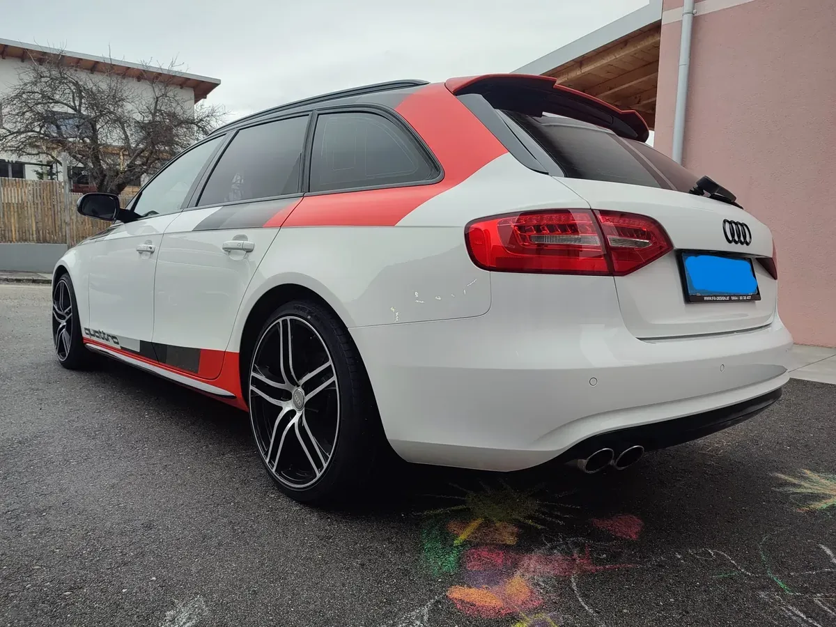 Audi A4 2012 photo 3