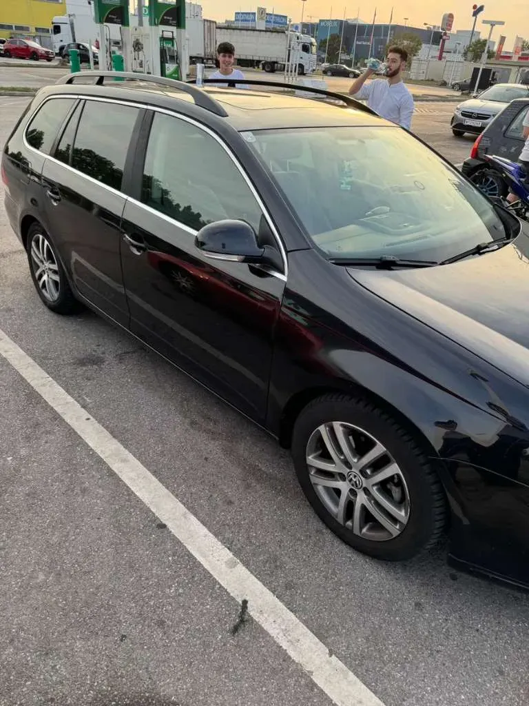 Volkswagen Golf 2007 photo 2